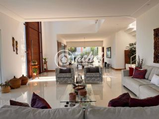 Casa 4/4 nascente na Estrada do Coco à venda