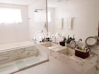 Casa 4/4 nascente na Estrada do Coco à venda