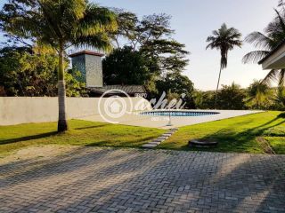 Casa 4/4 nascente na Estrada do Coco à venda