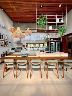 Casa 5/4 nascente porteira fechada em Praia do Forte à venda