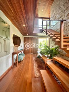 Casa 5/4 nascente porteira fechada em Praia do Forte à venda