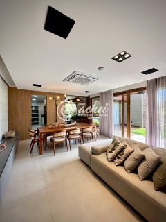 Casa 5/4 nascente porteira fechada em Praia do Forte à venda