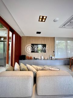 Casa 5/4 nascente porteira fechada em Praia do Forte à venda