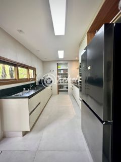 Casa 5/4 nascente porteira fechada em Praia do Forte à venda