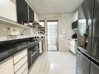 Casa em condomínio 5/4 nascente em Abrantes à venda