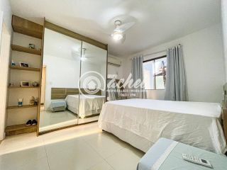 Casa em condomínio 5/4 nascente em Abrantes à venda