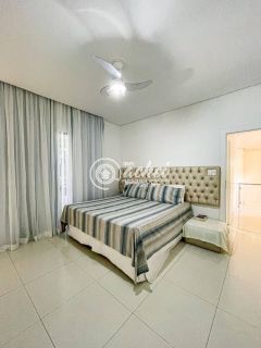 Casa em condomínio 5/4 nascente em Abrantes à venda