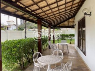 Casa solta 4/4 nascente a 150m da Praia de Vilas do Atlântico