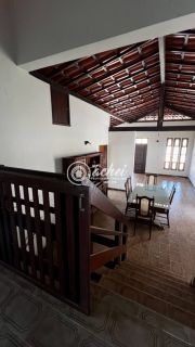 Casa de alameda fechada 4/4 à venda em Vilas do Atlântico