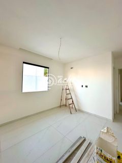 Casa térrea 3/4 nascente à venda no Condomínio Vila Florença - Abrantes