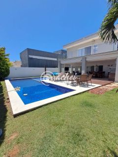 Casa de condomínio 4/4 porteira fechada à venda no Alphaville Litoral  Norte 1