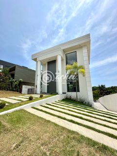 Casa de condomínio 4/4 nascente à venda no Alphaville Litoral Norte 2