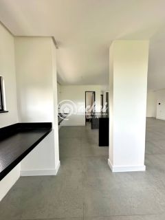 Casa de condomínio 4/4 nascente à venda no Alphaville Litoral Norte 2