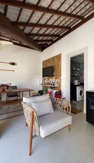 Casa em Condomínio 4/4 nascente mobiliada e com energia solar para locação em Buraquinho