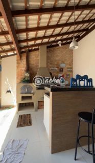 Casa em Condomínio 4/4 nascente mobiliada e com energia solar para locação em Buraquinho