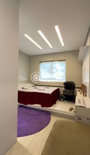 Casa em Condomínio 4/4 nascente mobiliada e com energia solar para locação em Buraquinho