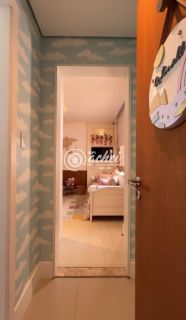 Casa em Condomínio 4/4 nascente mobiliada e com energia solar para locação em Buraquinho