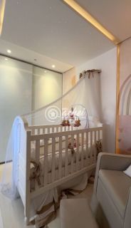 Casa em Condomínio 4/4 nascente mobiliada e com energia solar para locação em Buraquinho