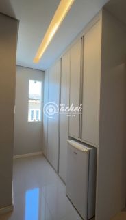 Casa em Condomínio 4/4 nascente mobiliada e com energia solar para locação em Buraquinho