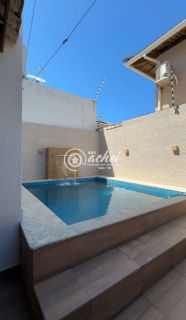 Casa em Condomínio 4/4 nascente mobiliada e com energia solar para locação em Buraquinho