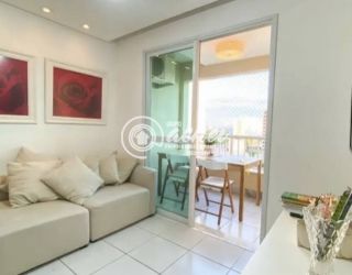 Apartamento 2/4 nascente à venda na Av. Luiz Tarquínio