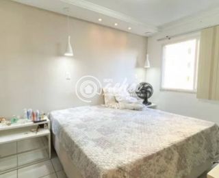 Apartamento 2/4 nascente à venda na Av. Luiz Tarquínio