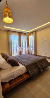 Casa de Condomínio 5/4 nascente porteira fechada à venda em Praia do Forte