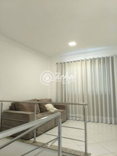 Casa de condomínio 4/4 nascente à venda em Buraquinho