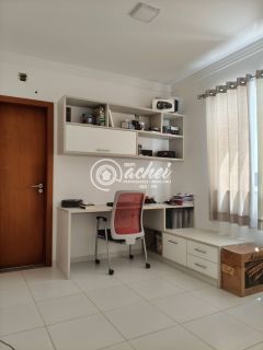 Casa de condomínio 4/4 nascente à venda em Buraquinho