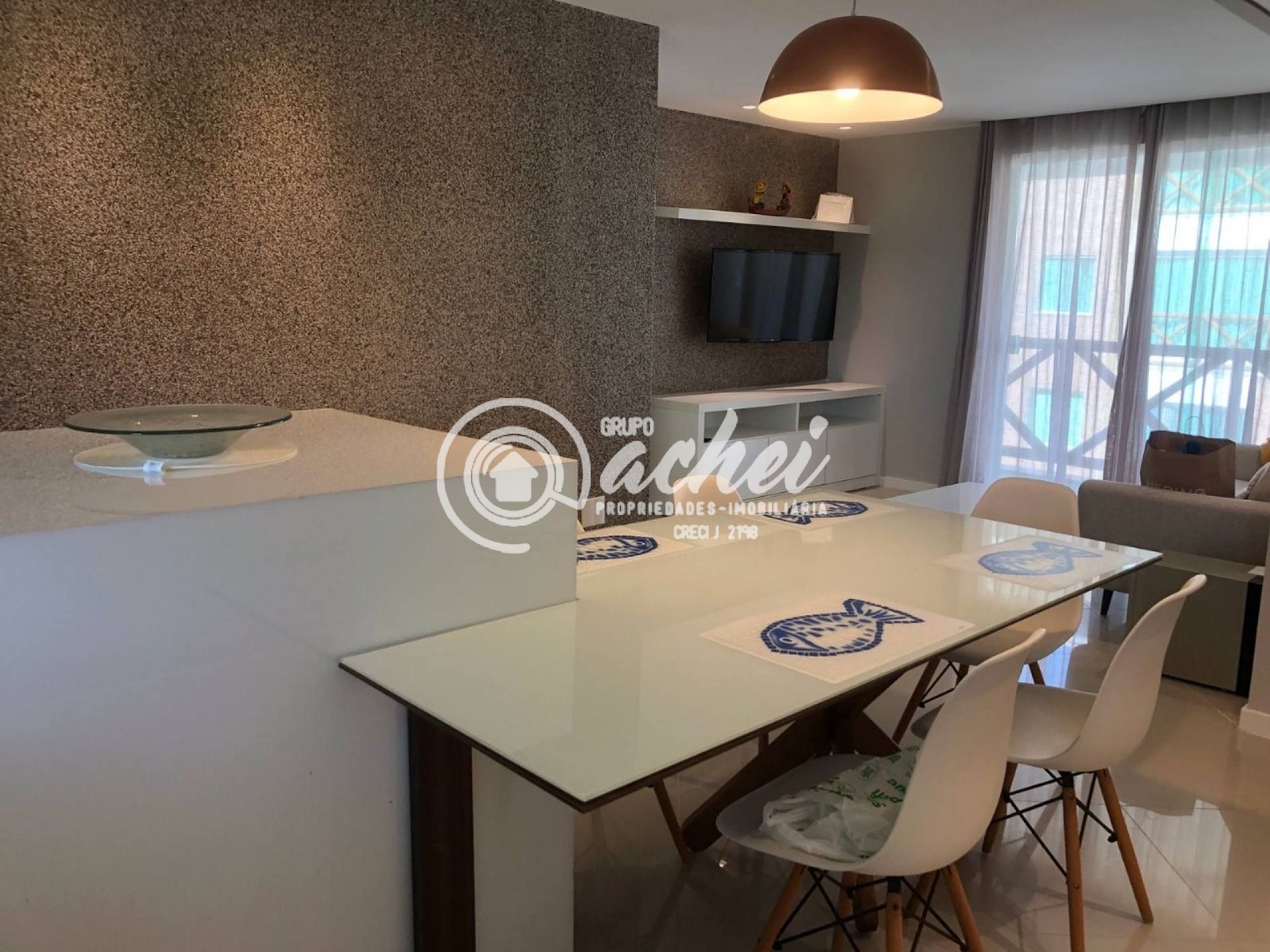 Apartamento 3/4 à venda em Buraquinho a cerca de 500m da Praia