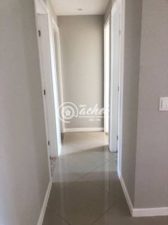 Apartamento 3/4 à venda em Buraquinho a cerca de 500m da Praia