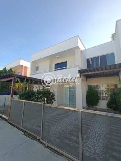 Casa Nascente à Venda em Condomínio Fechado