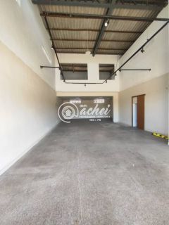 Loja na esdrada do côco, Abrantes.