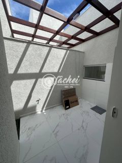 Casa Térrea Moderna à venda em Vila Praiana