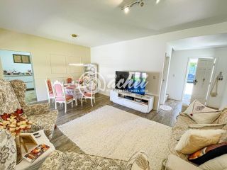 Casa de Condomínio 4/4 com planejados à venda em Estrada do Coco