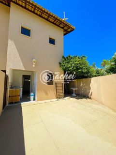 Casa de Condomínio 4/4 com planejados à venda em Estrada do Coco