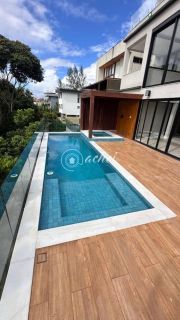 Casa 5/4 à venda no Alphaville 1 em Salvador