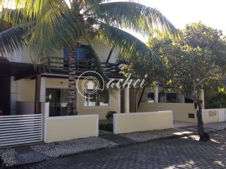 Casa de Condomínio 4/4 nascente à venda em Buraquinho