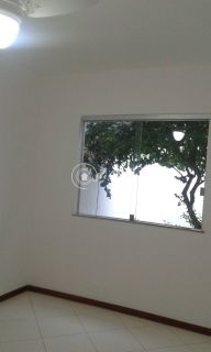 Casa de Condomínio 4/4 nascente à venda em Buraquinho