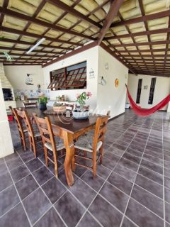 Casa Solta 5/4 à venda em Vilas do Atlântico