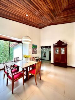 Casa de Condomínio 3/4 nascente à venda próxima ao Horto Florestal