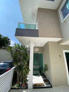 Casa de Condomínio 03 suítes à venda em Pitangueiras