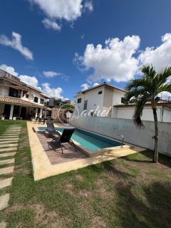 Casa 4/4 à venda no Condomínio Vilas do Bosque