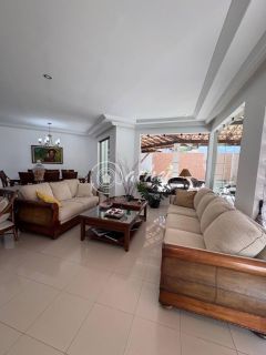 Casa 4/4 à venda no Condomínio Vilas do Bosque