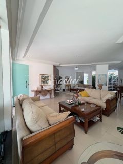 Casa 4/4 à venda no Condomínio Vilas do Bosque