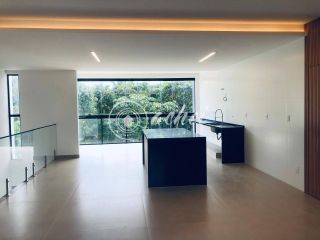 Casa nova 5/4 à venda em Alphaville 2 - Salvador