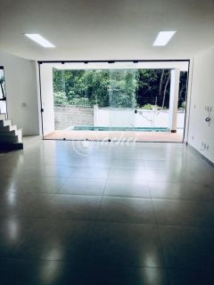 Casa nova 5/4 à venda em Alphaville 2 - Salvador