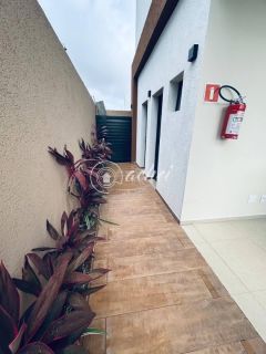 Casa de Condomínio 3 suítes para alugar em Buraquinho