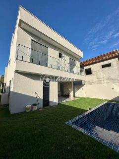 Casa 4/4 nascente à venda no Condomínio Horto Ville - Abrantes