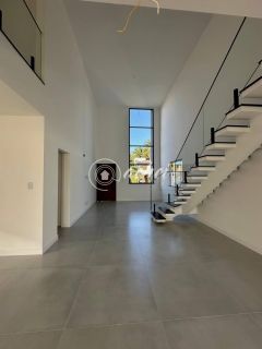 Casa 4/4 nascente à venda no Condomínio Horto Ville - Abrantes